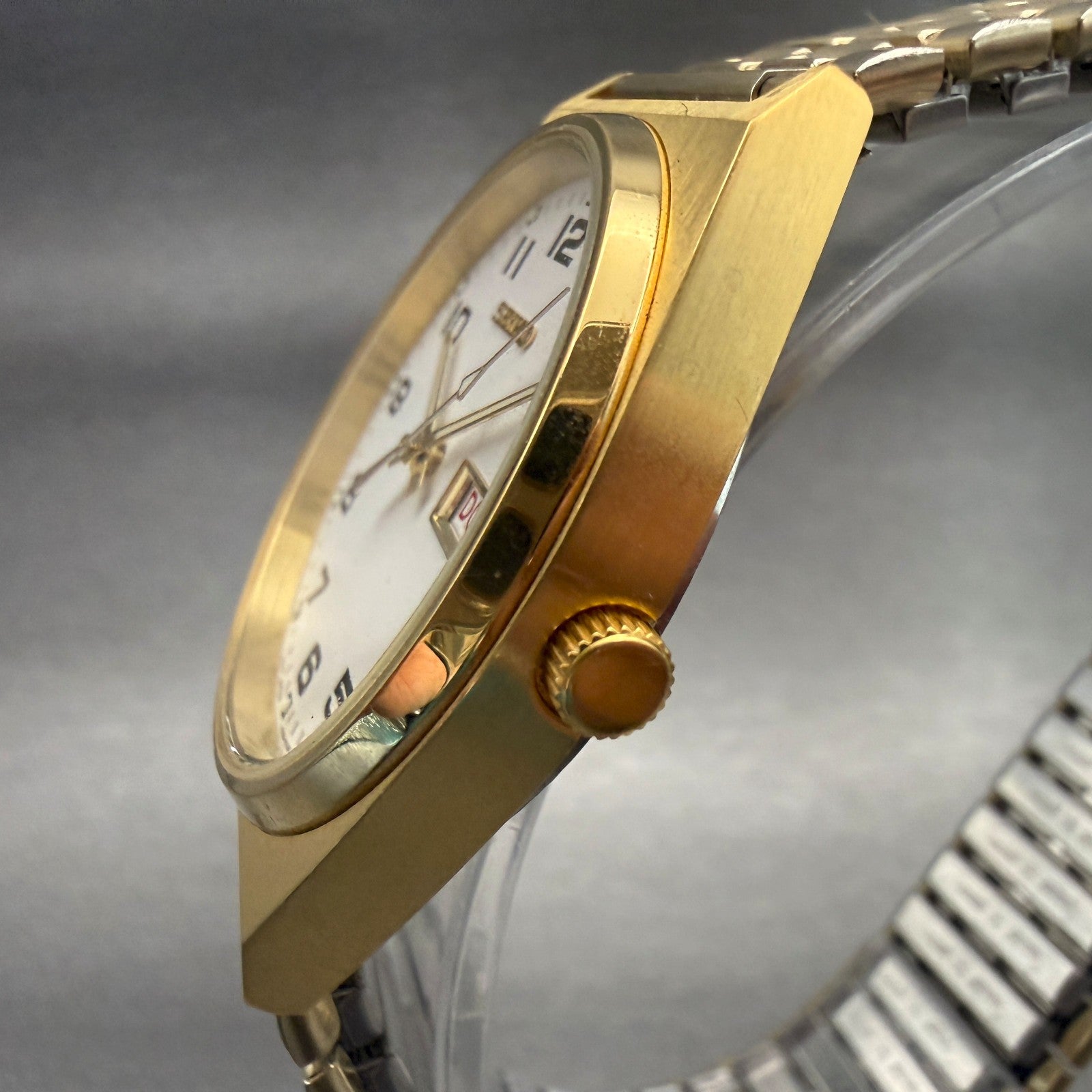 Seiko Watch Men 35mm White Dial Gold Tone Daydate Round V743-9029 New Battery2