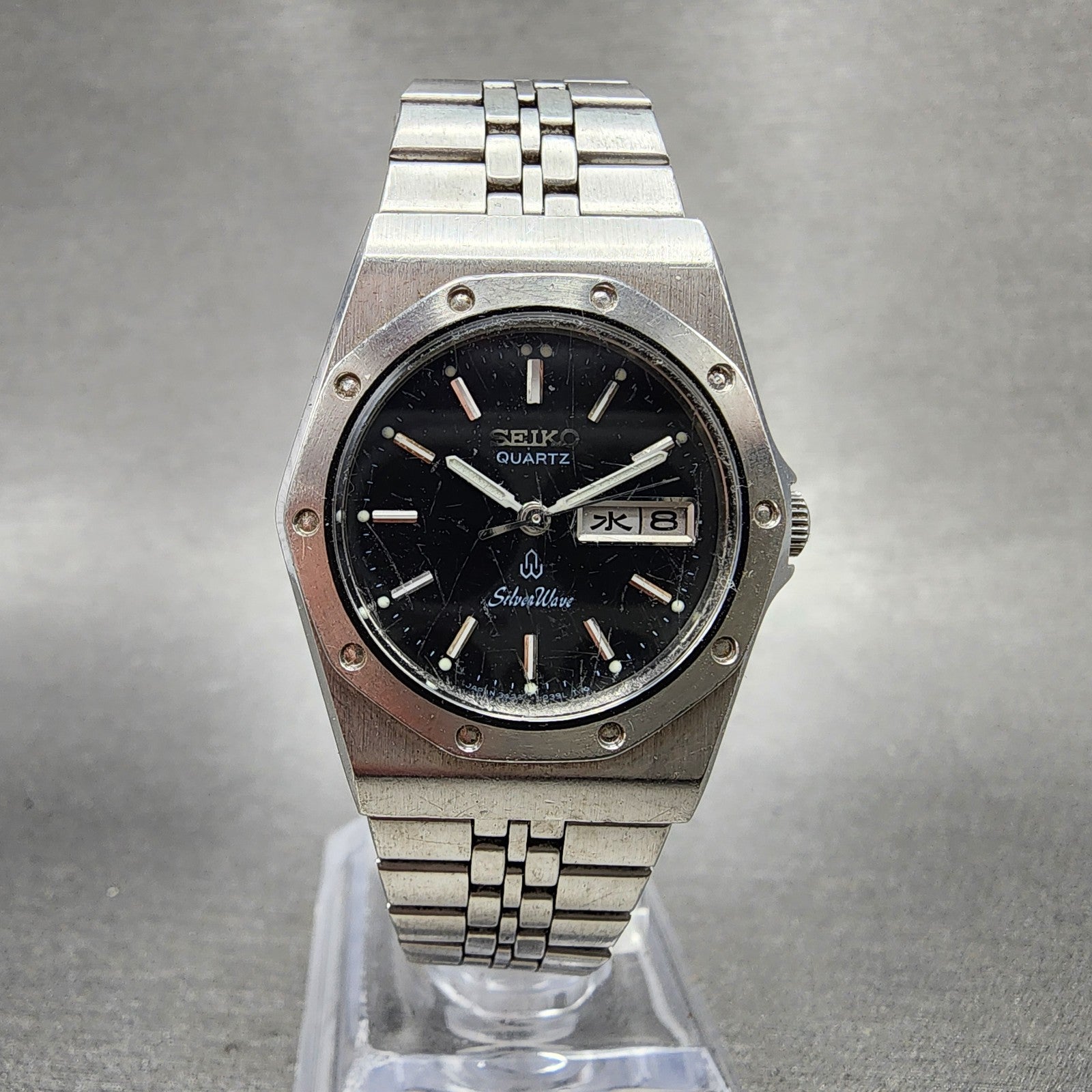 Seiko SilverWave Watch Women 26mm Black Dial Steel Daydate 34230180 New Battery0