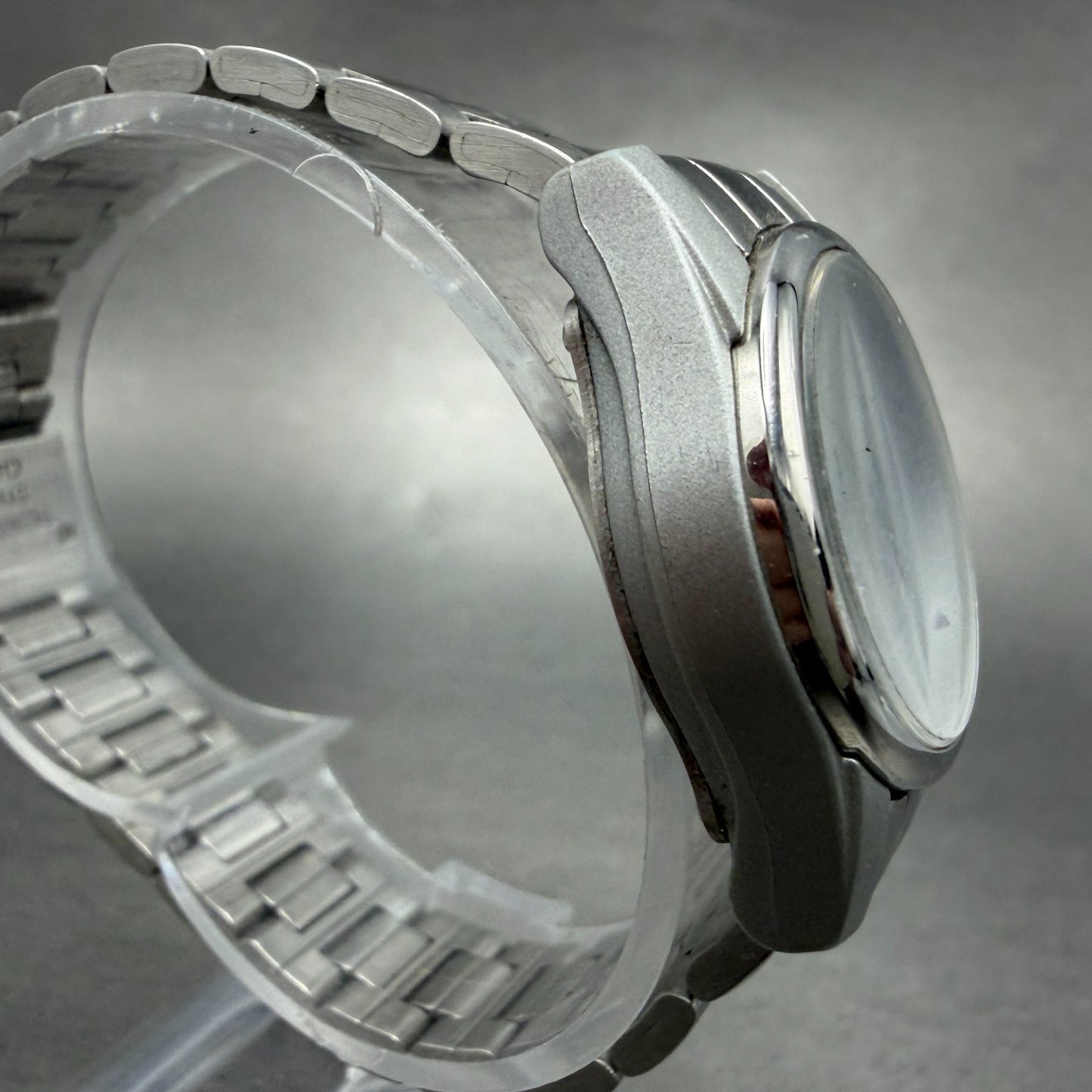 Citizen Q&Q Solarmate Watch Women 27mm White Dial Silver Tone Round EL31 Runs3