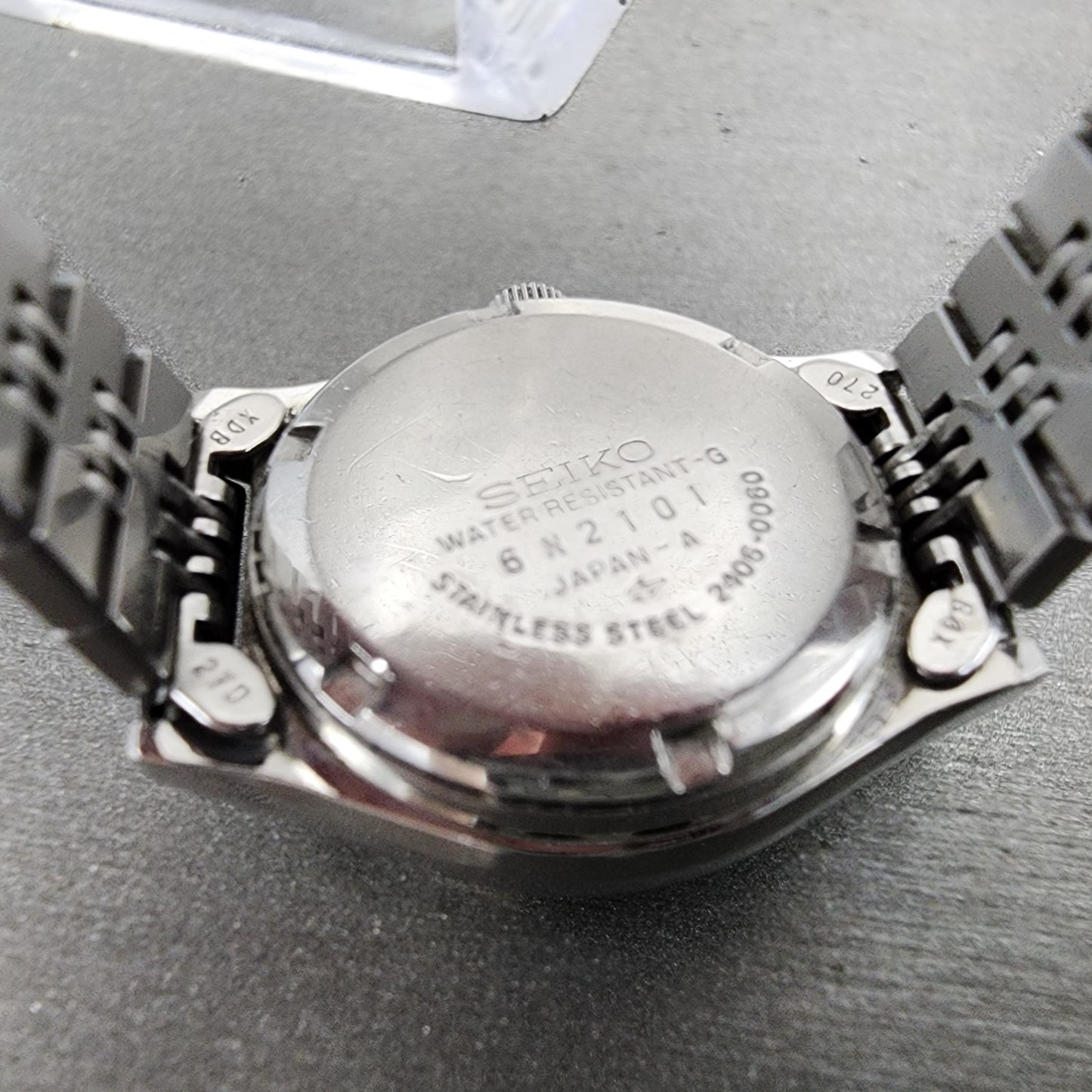 Seiko Automatic Watch Women 27mm White Dial Silver Tone Daydate 24060060 PARTS10