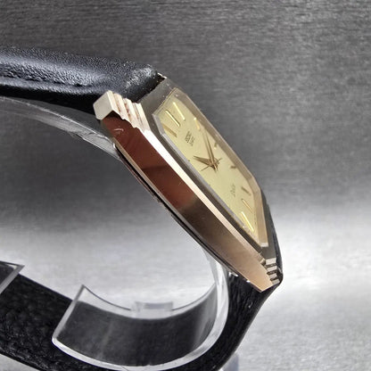 Seiko Dolce Watch Men 29mm Champagne Dial Gold Tone Rectangle 5931-5430 New Batt3