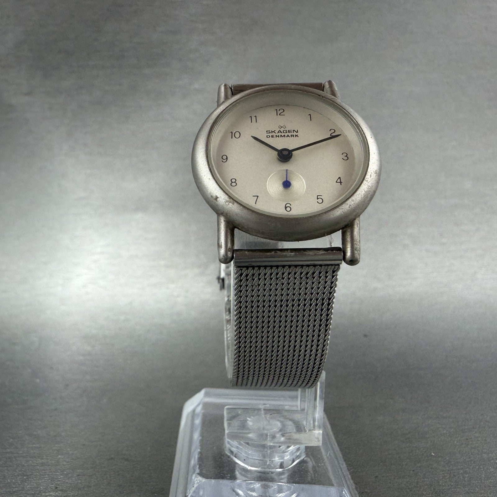Skagen Watch Women 28mm Silver Dial Silver Tone Small Seconds Round New Battery5