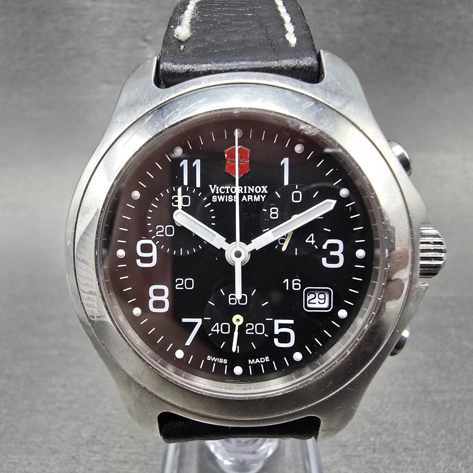 Victorinox Swiss Army Chronograph Watch Men 40mm Black Dial Steel READ!!! NewBat0