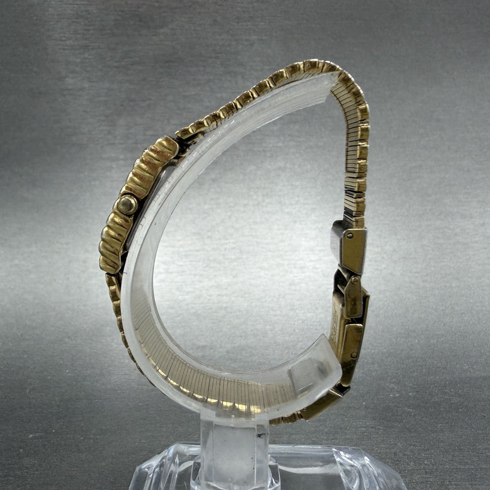 Seiko Watch Women 14mm Champagne Dial Gold Tone Rectangle 1E20-5099 New Battery6