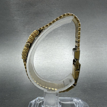 Seiko Watch Women 14mm Champagne Dial Gold Tone Rectangle 1E20-5099 New Battery6