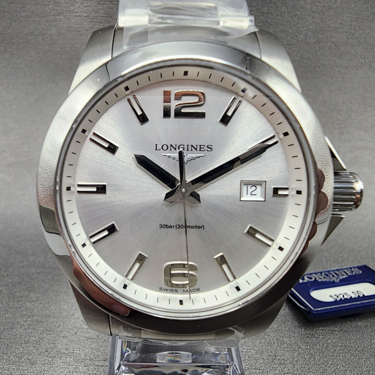 Longines Hydro Conquest Watch Men 41mm Silver Dial Stainless Steel Date L3.7594.766